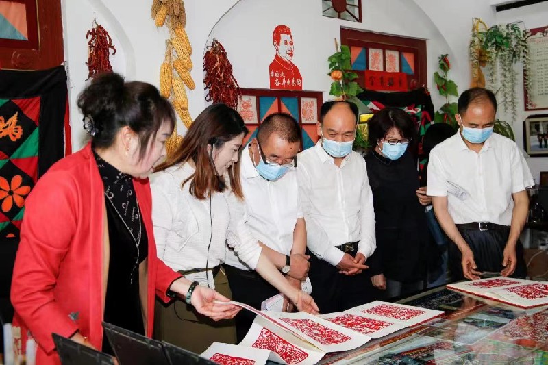 2(800 533).jpg 2(800 533).jpg